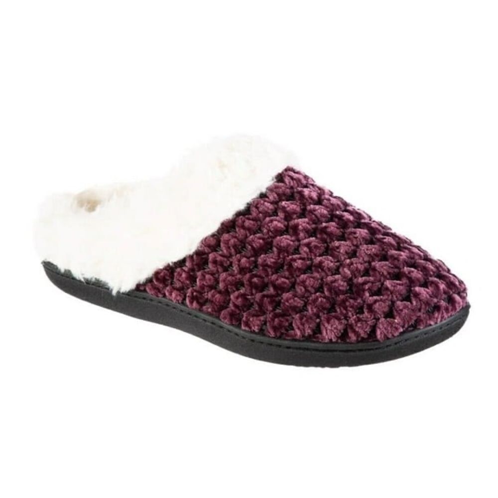 Isotoner Women's Recycled Popcorn Chenille Erin Hoodback Slippers